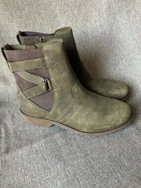 TEVA WOMEN ELLERY ANKLE WP DARK OLIVE WATERPROOF BOOT US 7.5 / UK 5.5 / EU 38.5